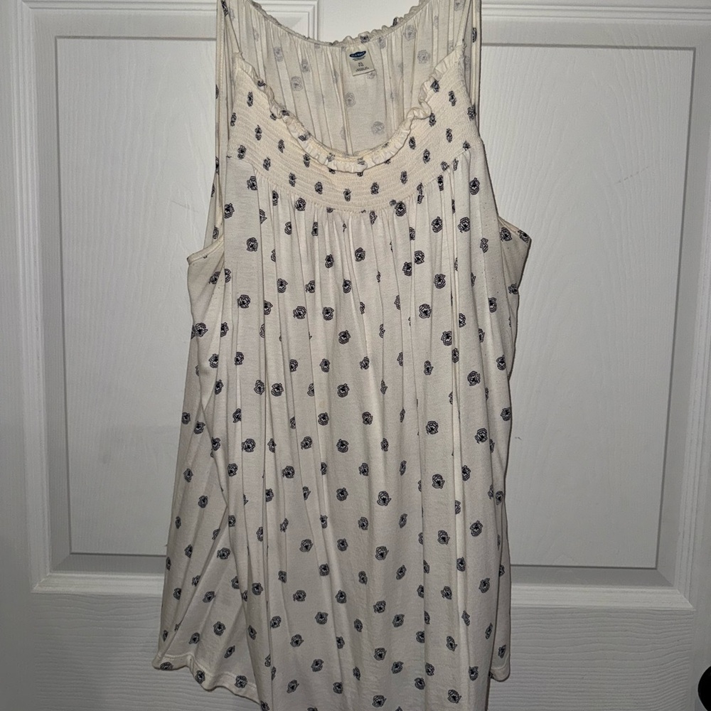 Old Navy Tank Tops
